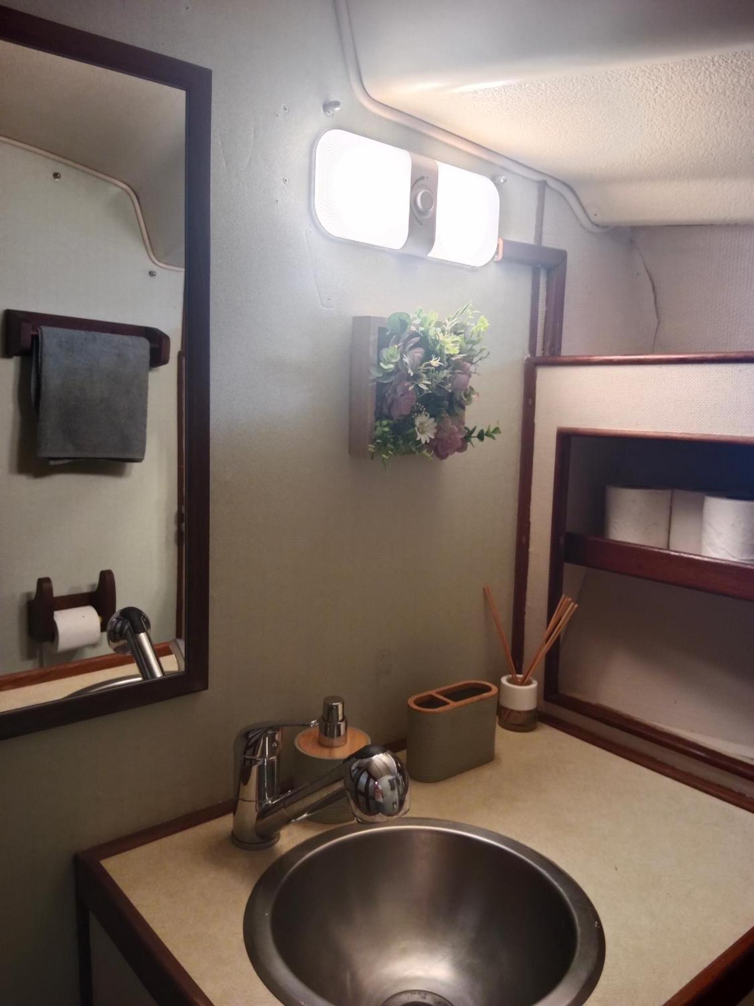 Отель Velero Valencia Whimsy Экстерьер фото